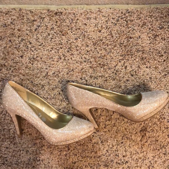 SOLD! - Picture 3 of 3